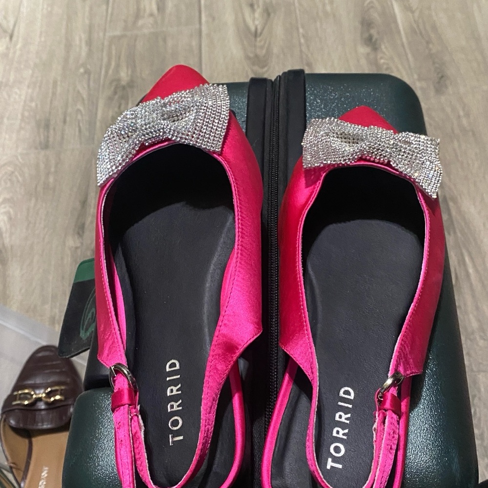 torrid Hot Pink Rhinestone Bow Slingback Flats - Picture 4 of 4